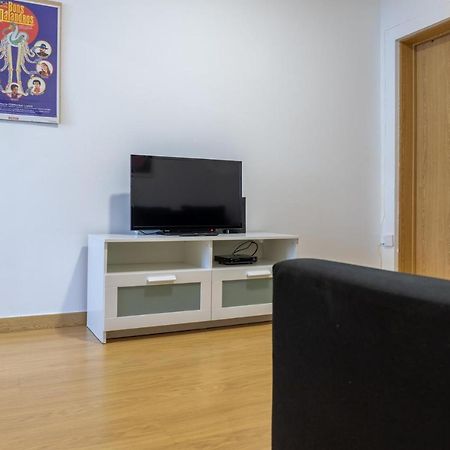 Entrecampos - Family Apartment With Terrace リスボン エクステリア 写真
