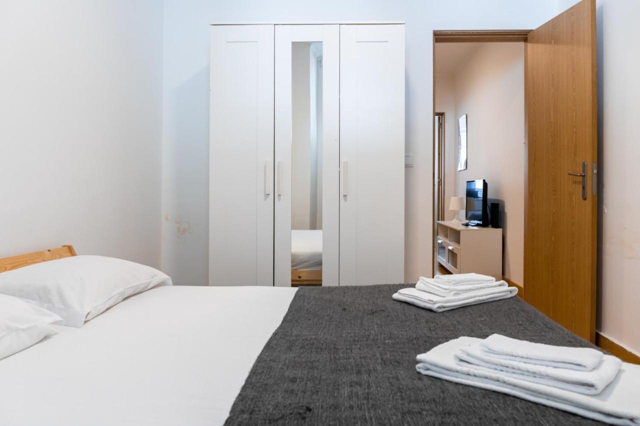 Entrecampos - Family Apartment With Terrace リスボン エクステリア 写真