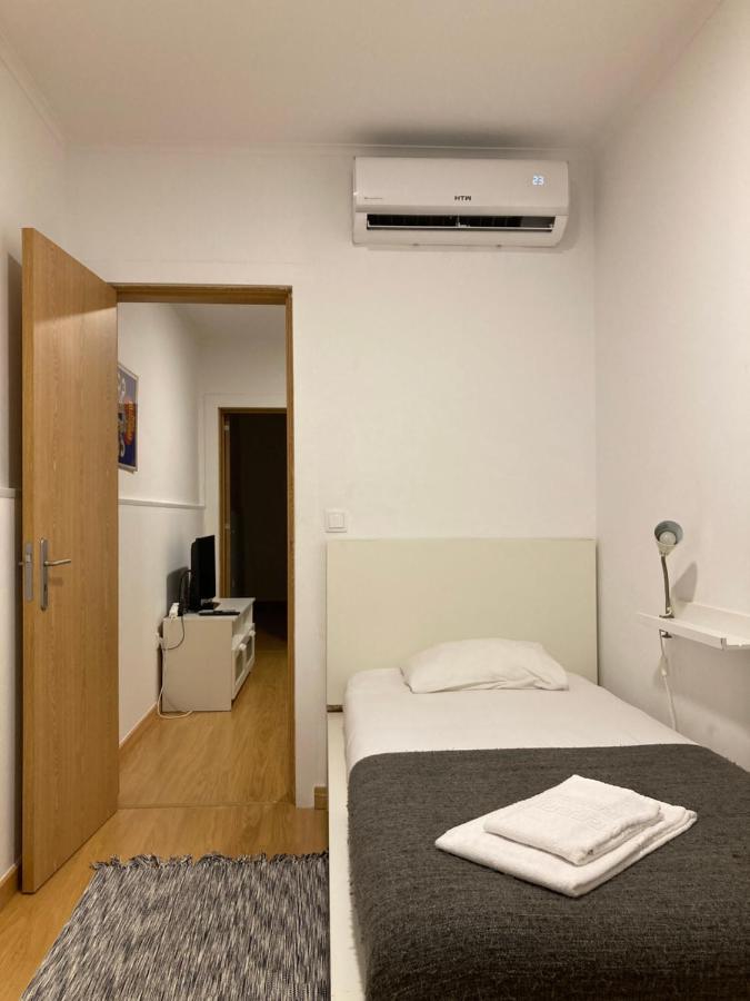 Entrecampos - Family Apartment With Terrace リスボン エクステリア 写真