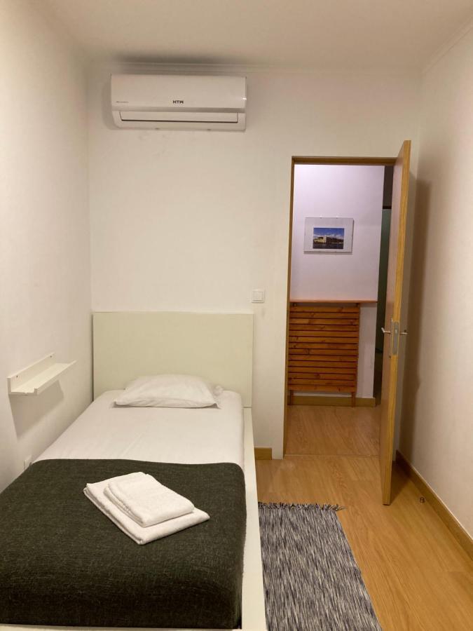 Entrecampos - Family Apartment With Terrace リスボン エクステリア 写真